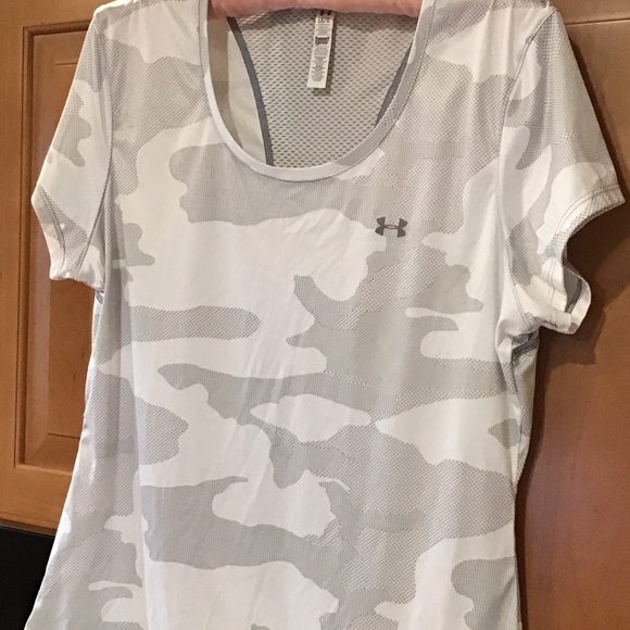 Under Armour Women's Short Sleeve Camo Tee - Picture 1 of 4
